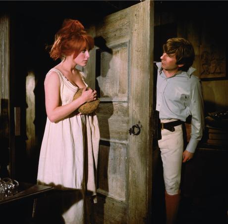 still-of-roman-polanski-and-sharon-tate-in-the-fearless-vampire-killers-(1967)-large-picture